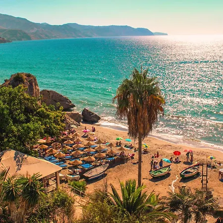 Town Center House With Jacuzzi