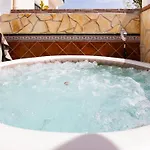 Feriehus Town Center House With Jacuzzi Nerja