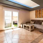 Town Center House With Jacuzzi Feriehus *