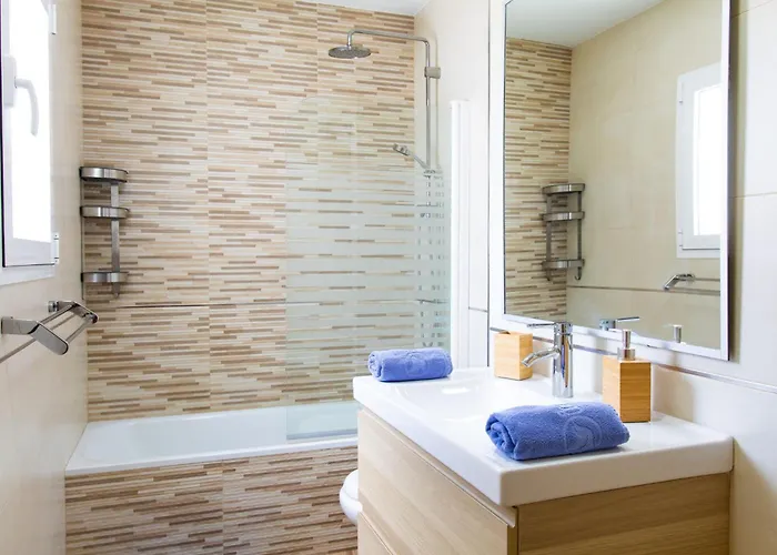 Town Center House With Jacuzzi Nerja