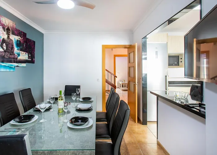 Town Center House With Jacuzzi Casa vacanze