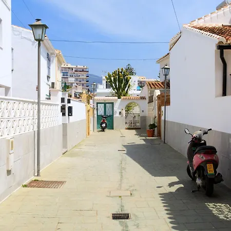 別荘 Town Center House With Jacuzzi