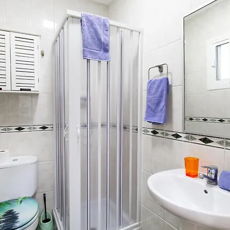 Town Center House With Jacuzzi Semesterbostad *